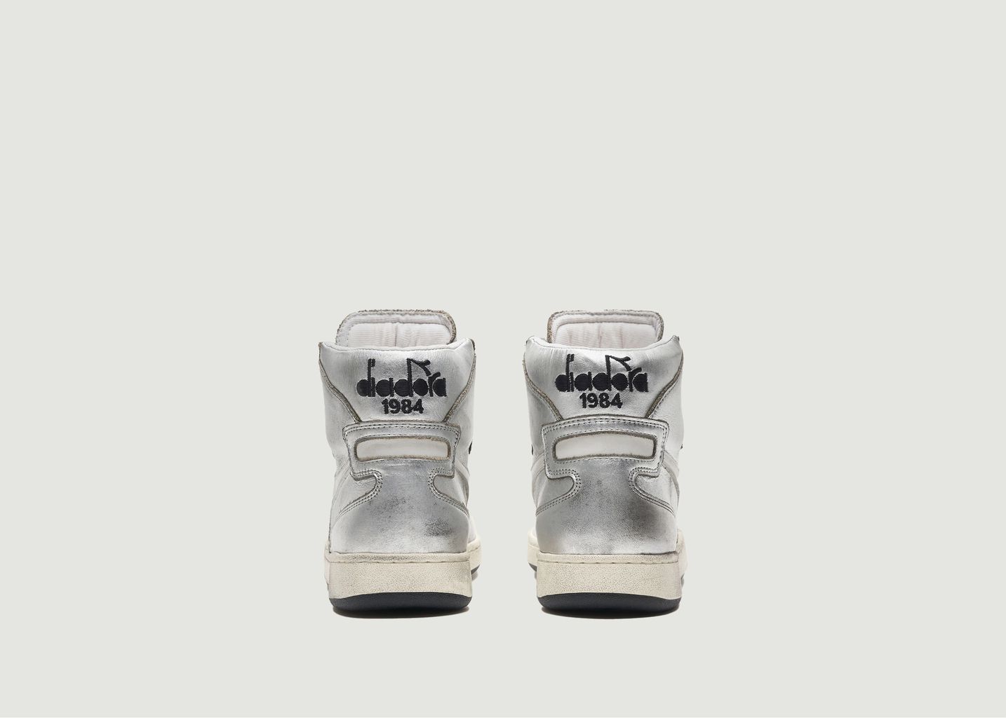 diadora silver sneaker