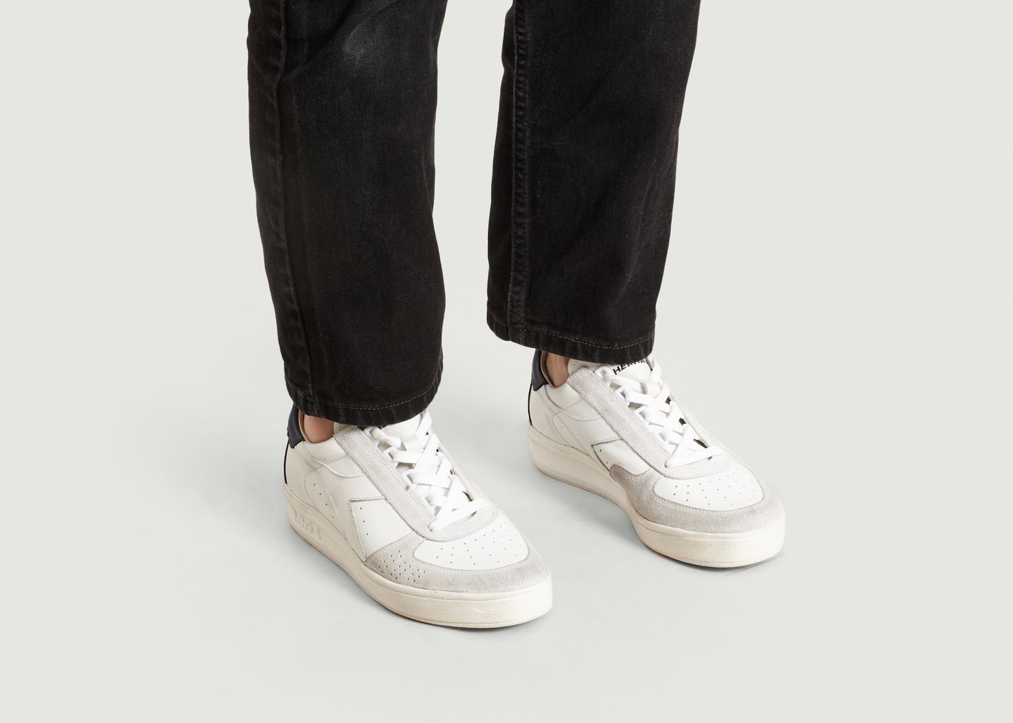 B.Elite H Leather Dirty Trainers White 