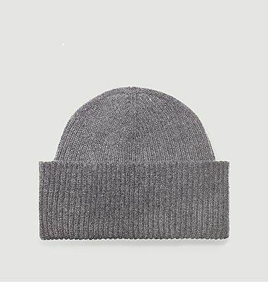  Plain beanie in cashmere and recycled wool
