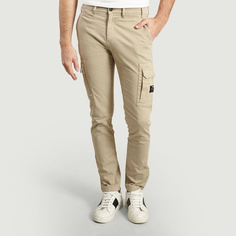 cargo pants with belt loops