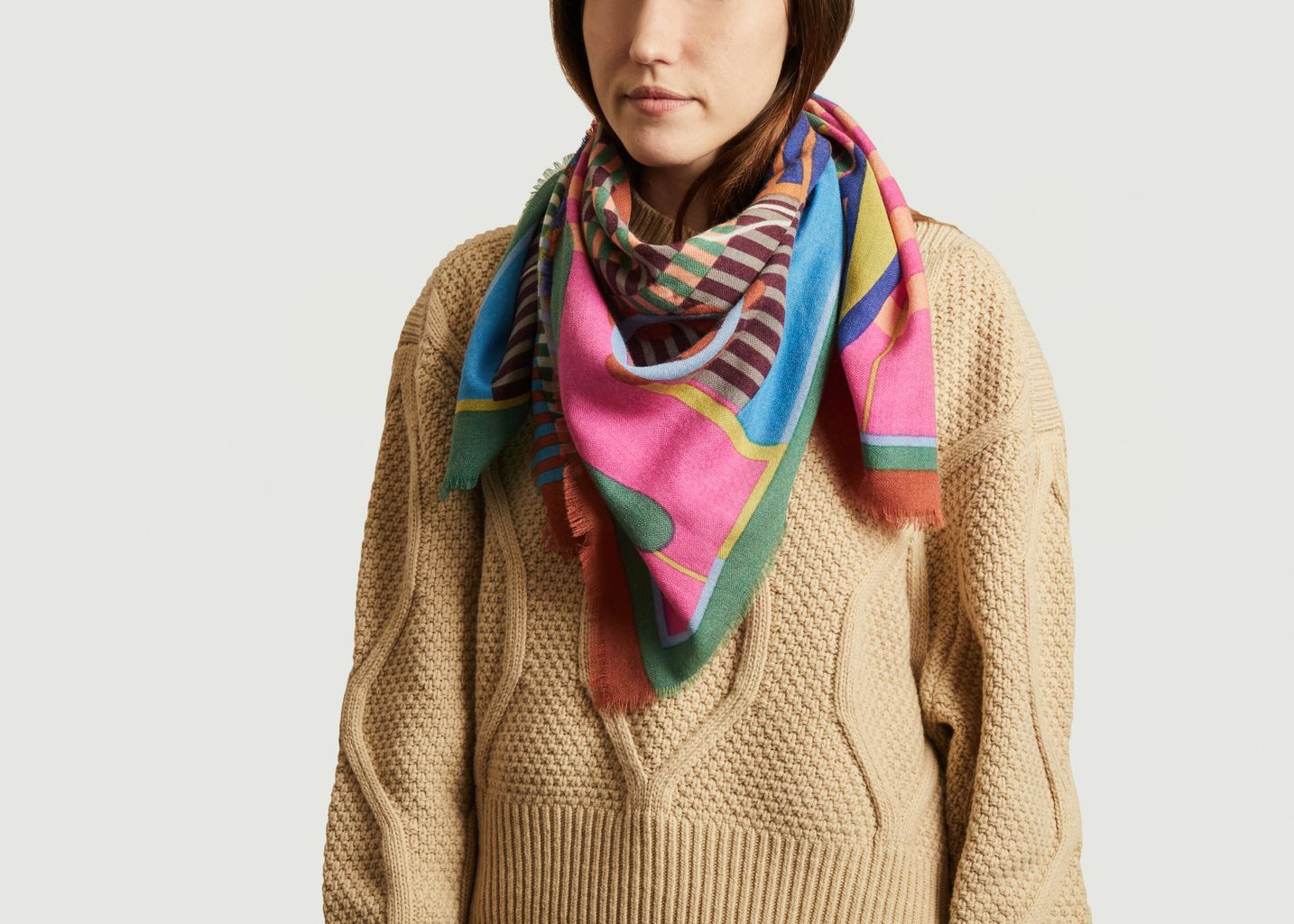 SW 2130 fancy pattern woolen square scarf - Epice