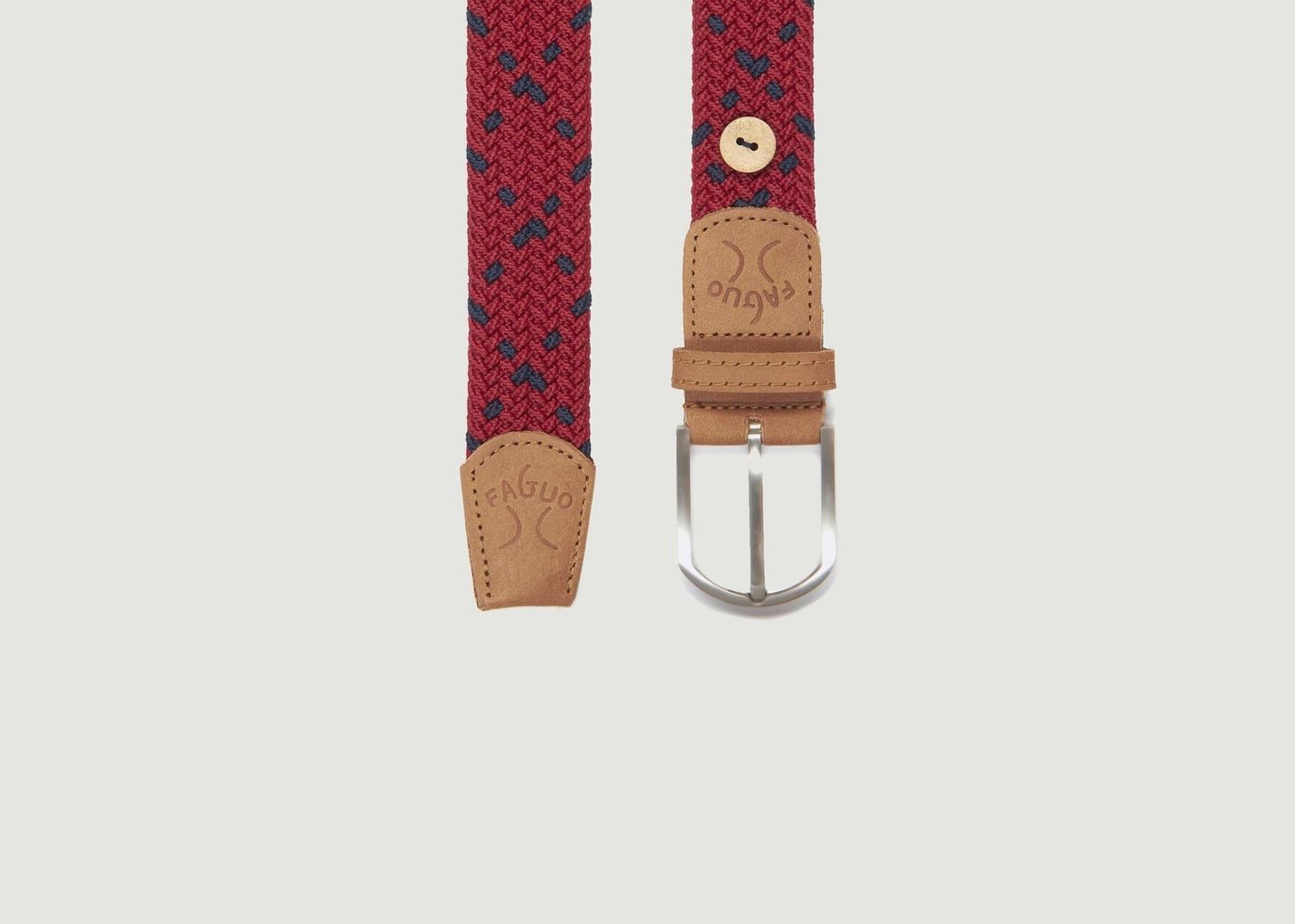 Woven Belt Faguo: Dây nịt Woven Belt Faguo được làm từ chất liệu vải dệt, mang đến vẻ đẹp tinh tế và sang trọng cho người sử dụng. Với nhiều màu sắc và kiểu dáng khác nhau, bạn có thể dễ dàng lựa chọn sản phẩm phù hợp với phong cách của mình.