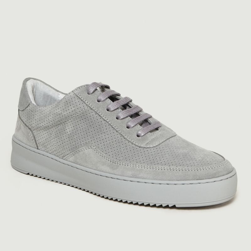 Sneakers Perforated - Filling Pieces