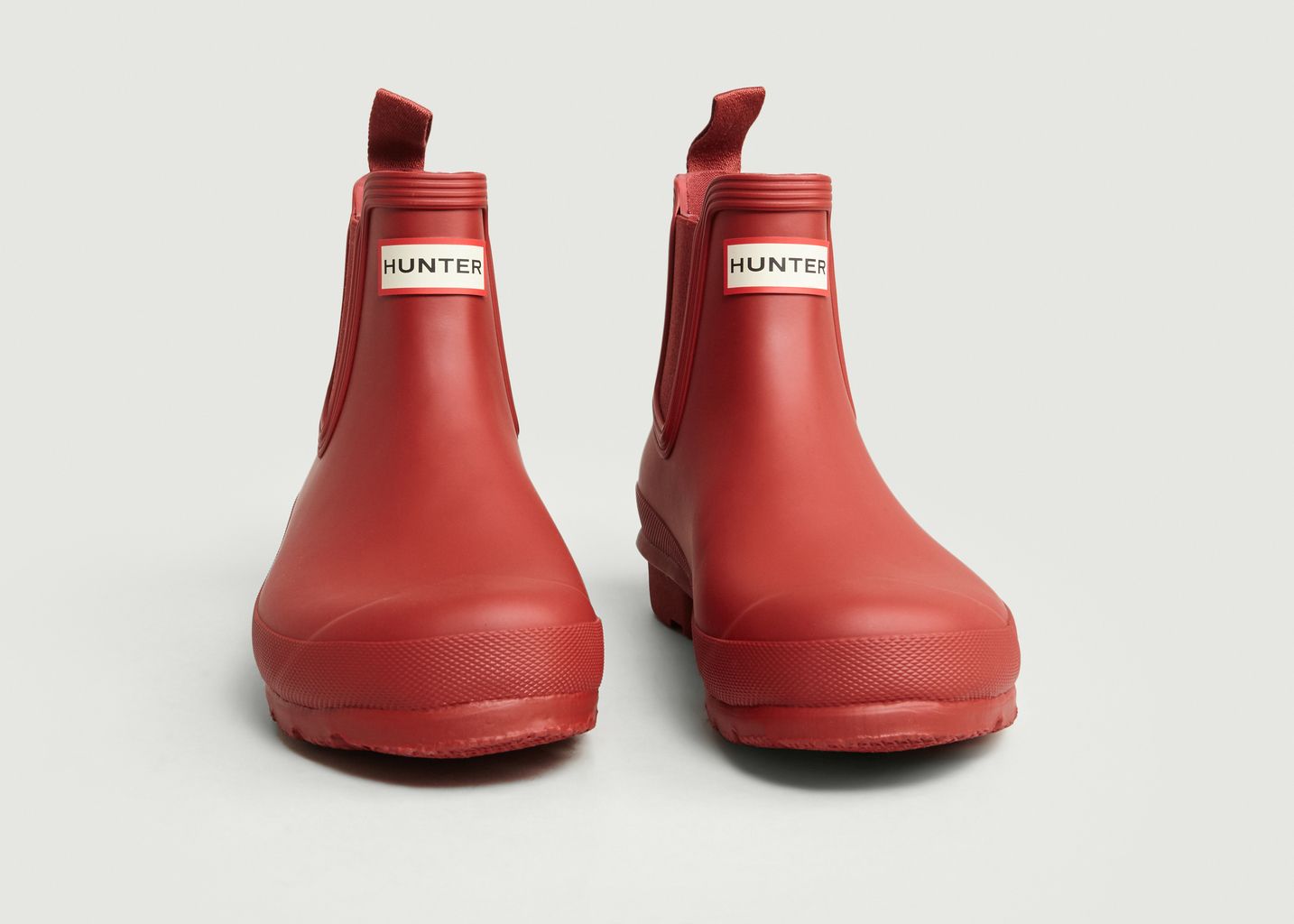 red hunter chelsea boots