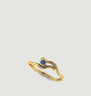 Ring aus Sandelholz mit blauem Saphir