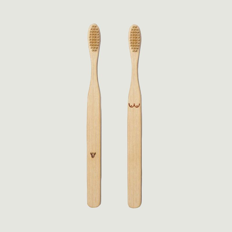 Pack of Bamboo Toothbrushes - Kikkerland