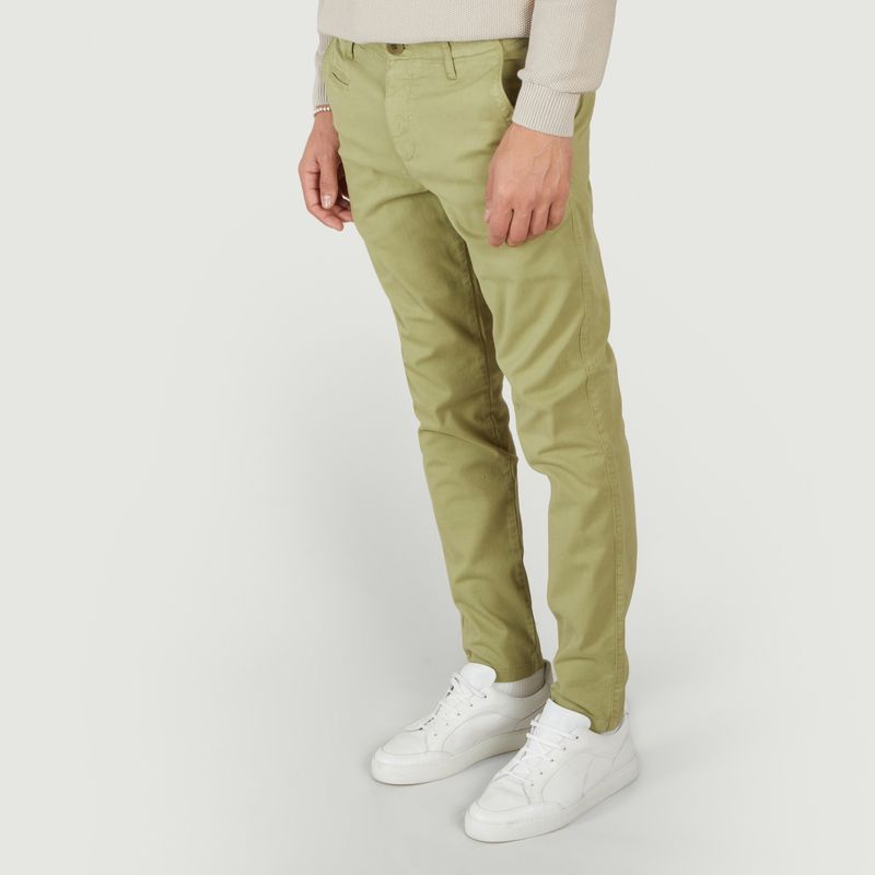 joe slim chino pant