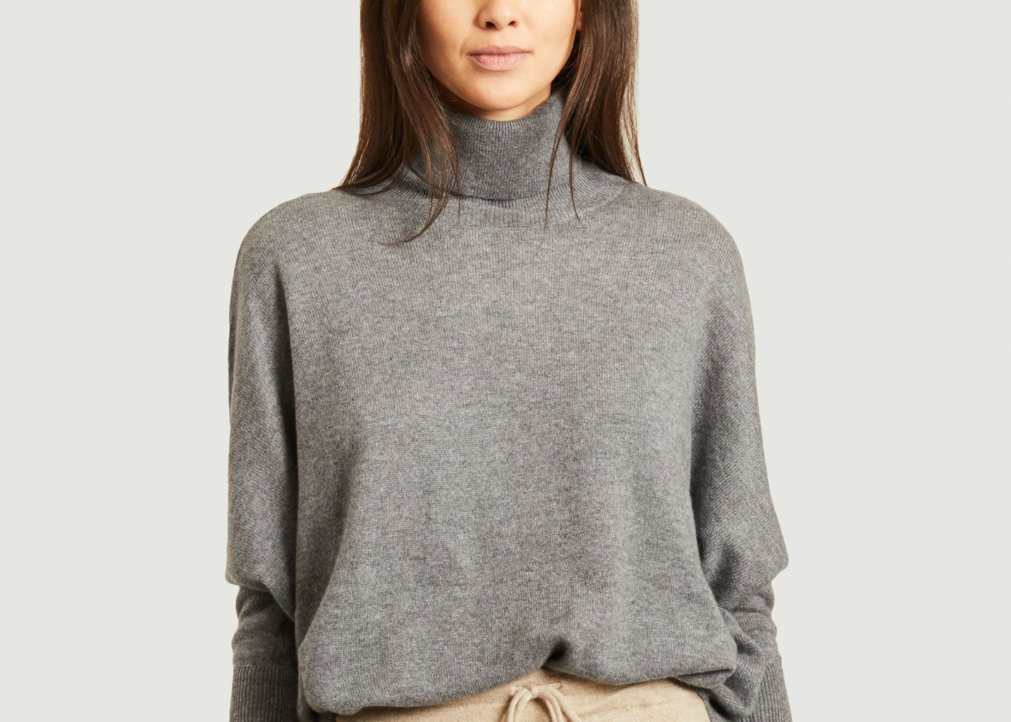 Minie oversized 3/4 sleeves turtleneck cashmere sweater - Kujten