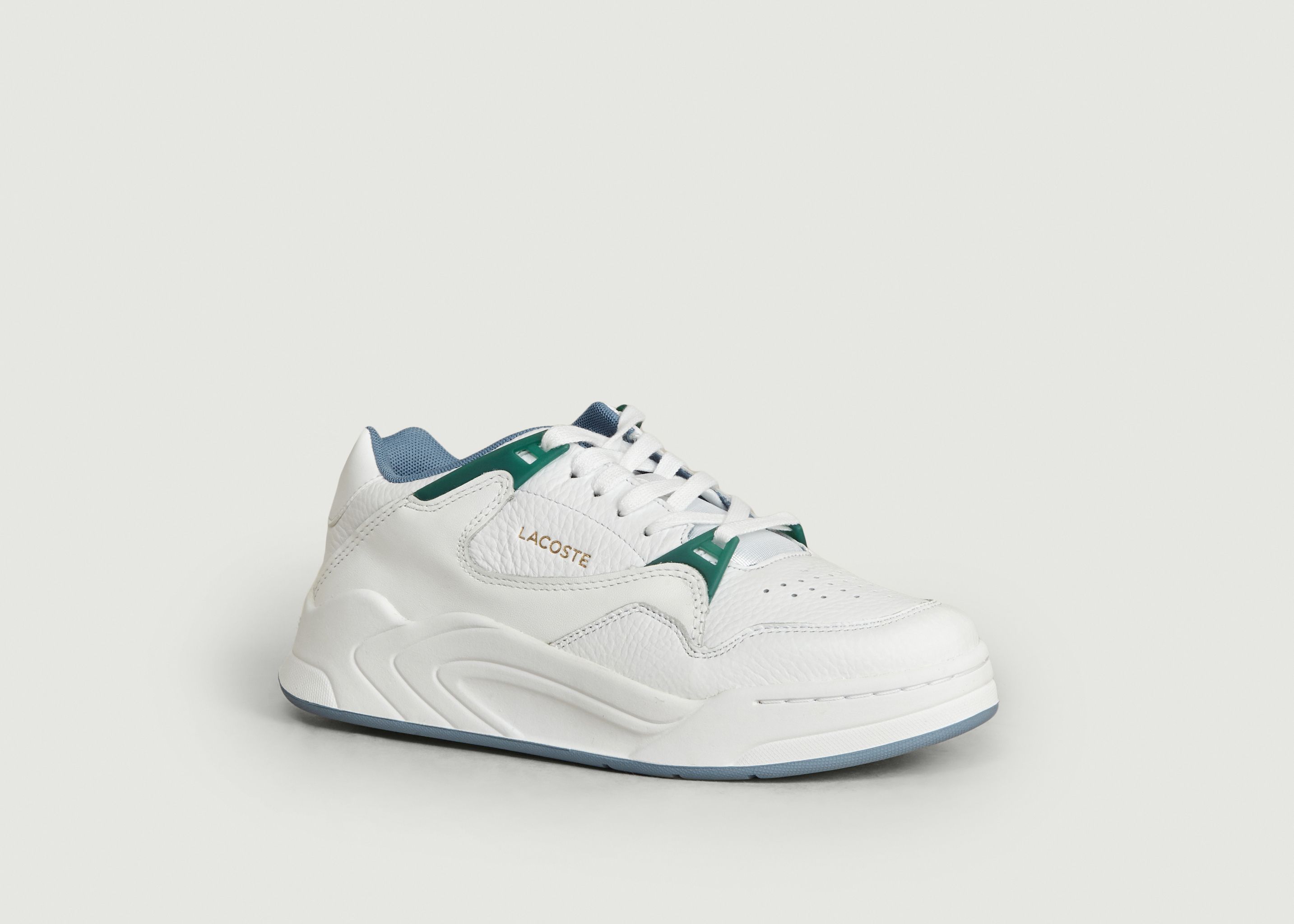 white lacoste tennis shoes