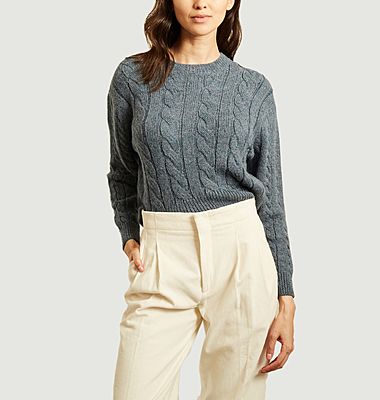 Pull droit en maille torsadée