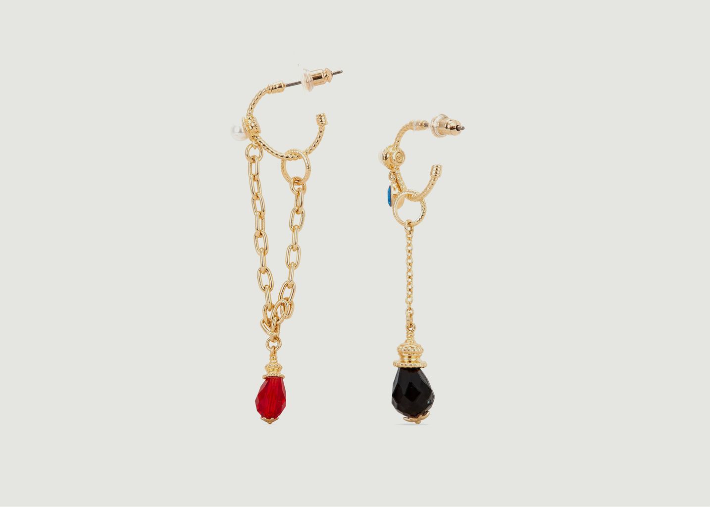 Asymmetrical beaded earrings with gold chain