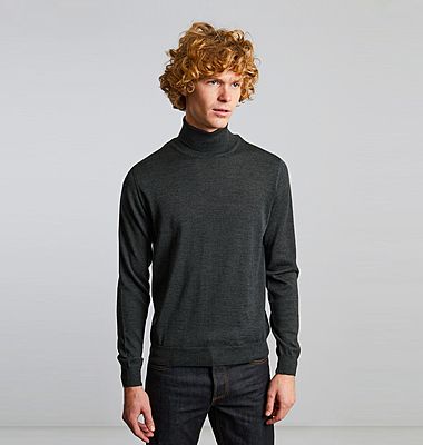 Merino wool turtleneck jumper