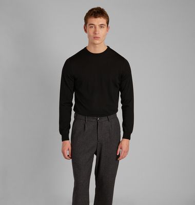 Pleated wool trousers
