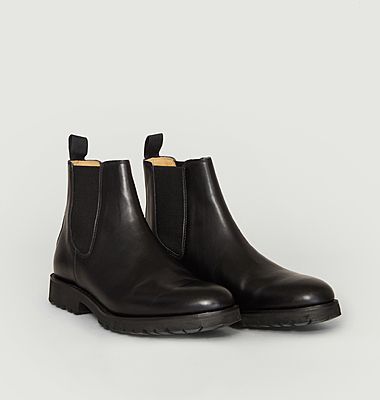Chelsea Pembroke Boots