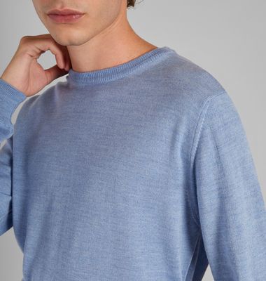 Merino wool round neck sweater