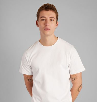 Unisex Thick organic t-shirt with embroidery