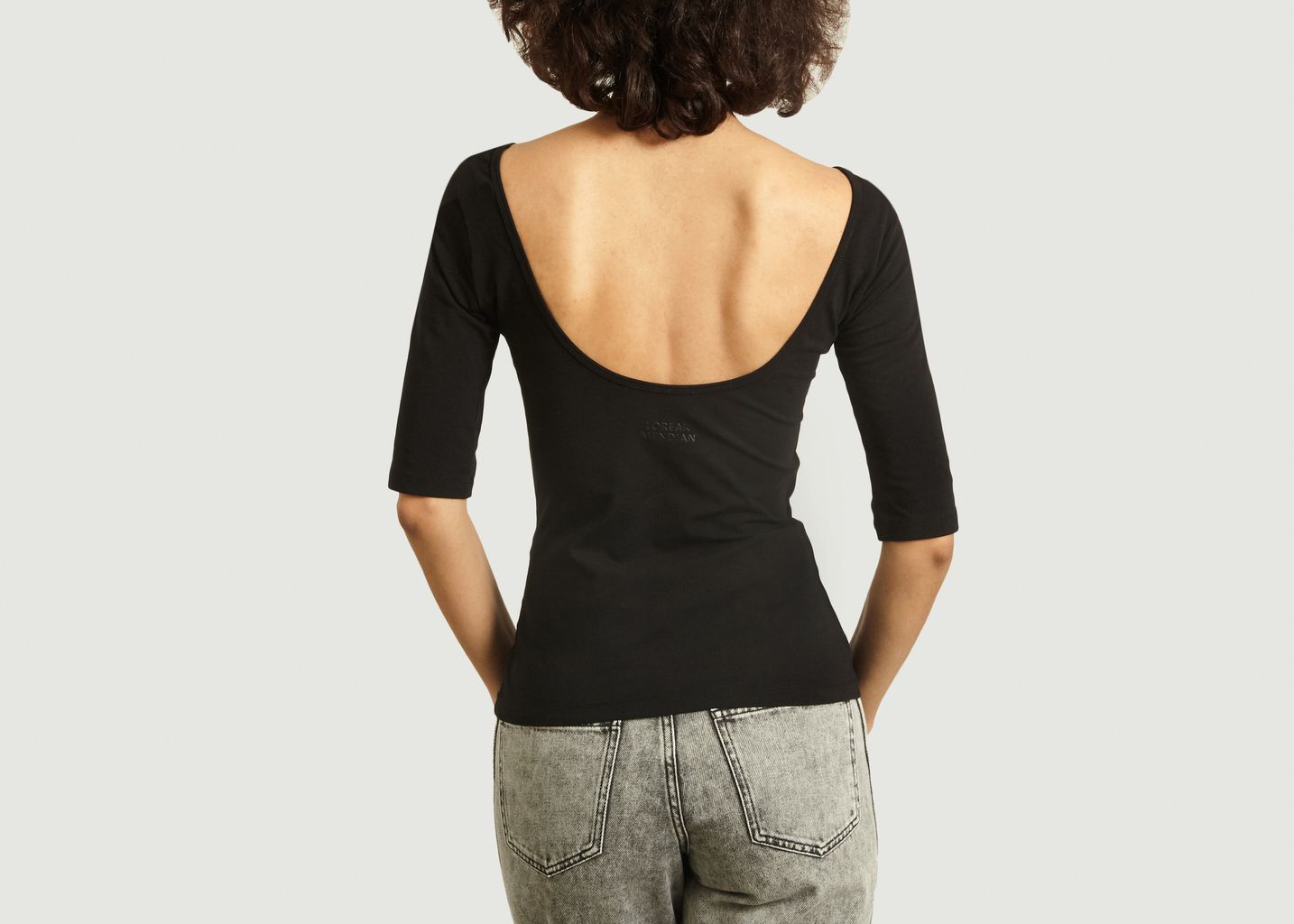 Tshirt décolleté dos Ena Noir Loreak Mendian L’Exception
