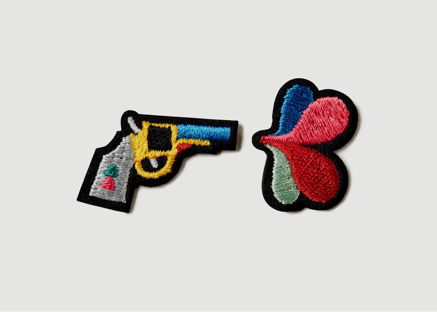 Lot De 2 Écussons Gun + Fleur - Macon & Lesquoy