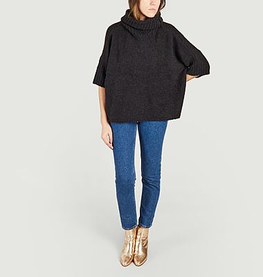 Wood turtleneck sweater