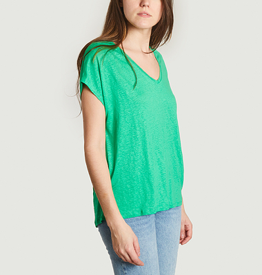 V-neck T-shirt