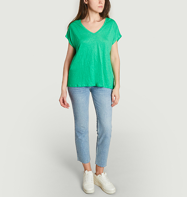 V-neck T-shirt