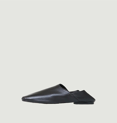 Altamira slippers in soft leather