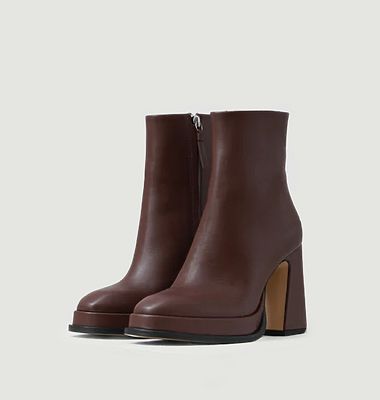 Leather Boots - Chueca