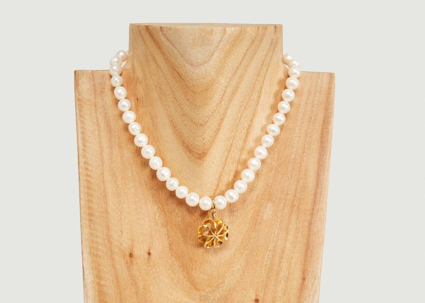 Vérone cultured pearls and charms necklace - Medecine Douce
