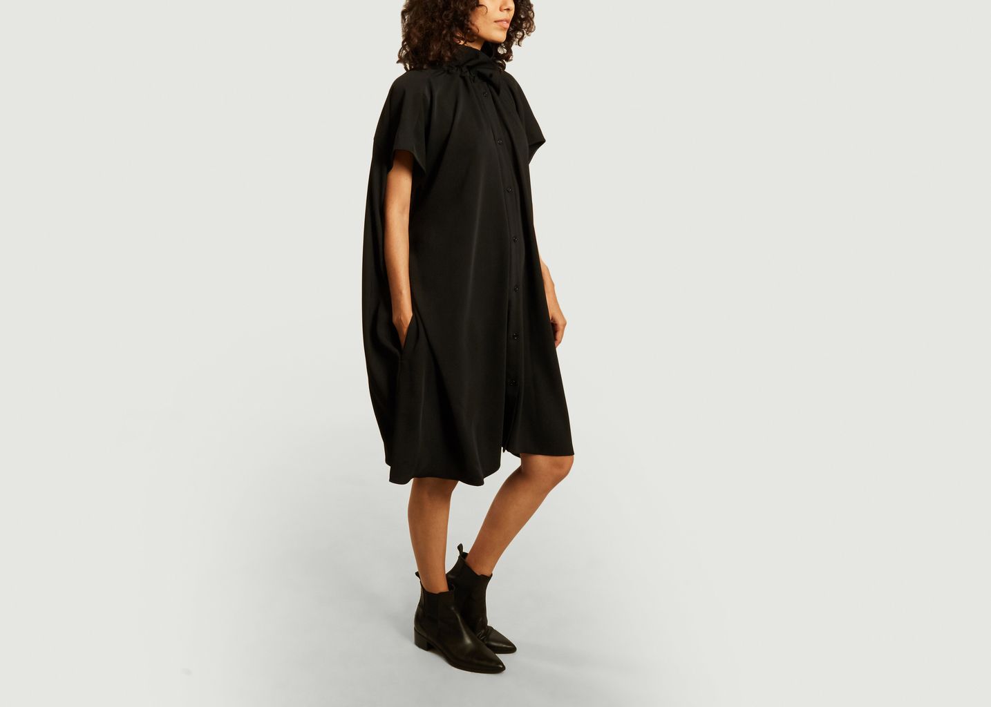 Robe cape boutonnée manches courtes - MM6 Maison Margiela