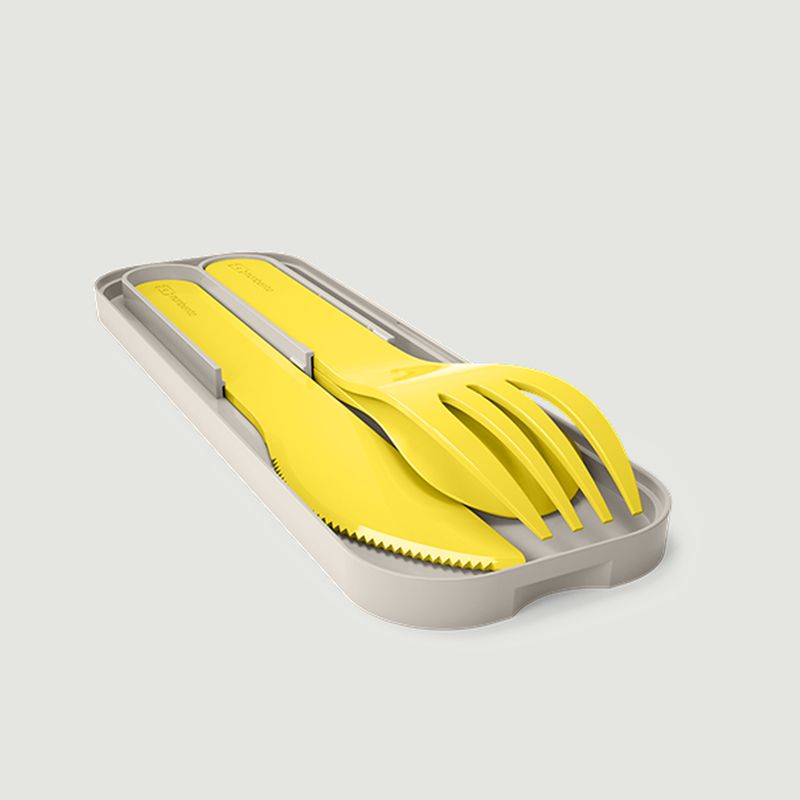 The biodegradable-plastic cutlery set - monbento
