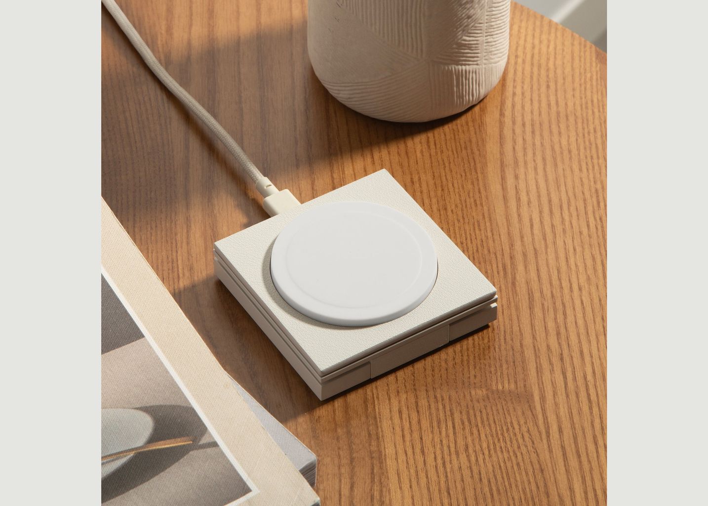 Rise Wireless Magnetic Charger - Native Union