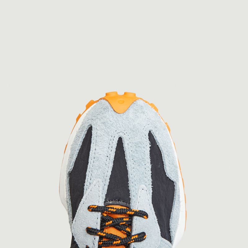 327 Refined Future Noir New Balance | LâException