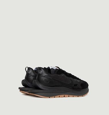 Vaporwaffle Sacai Black Gum GS Sneakers