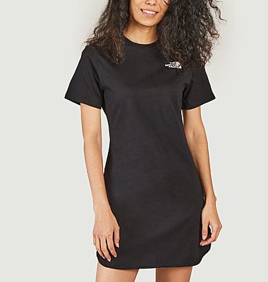 Einfaches Kuppel-T-Shirt-Kleid