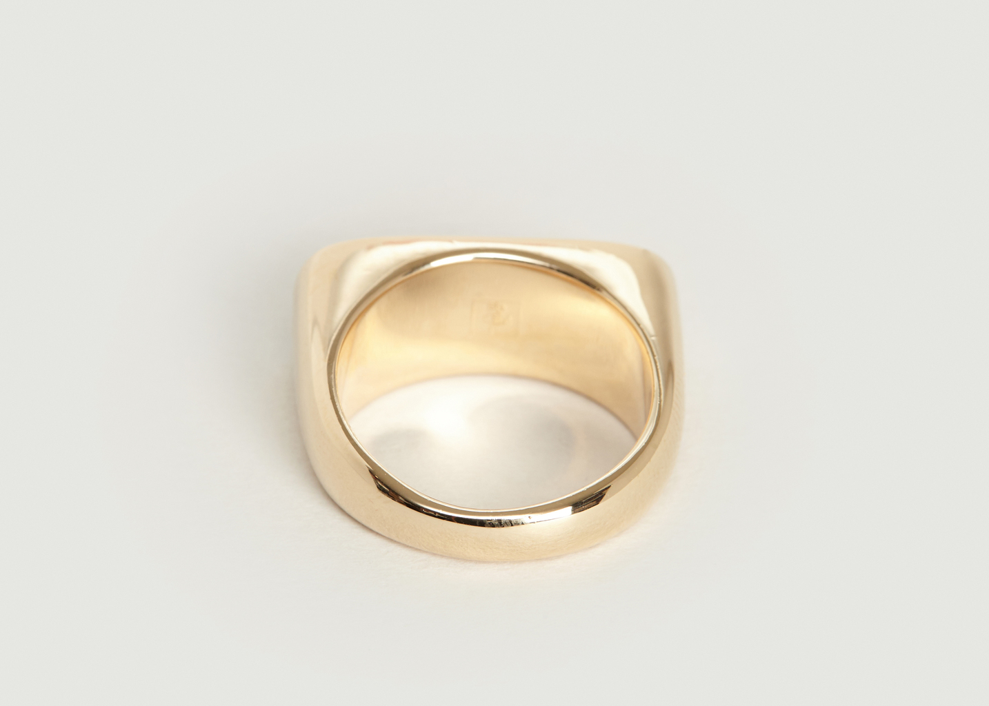 Hope Signet Ring - Nouvel Amour