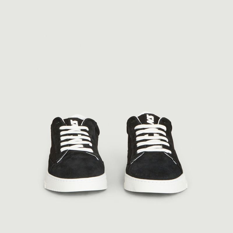 Low Sneakers Edition 5 - National Standard