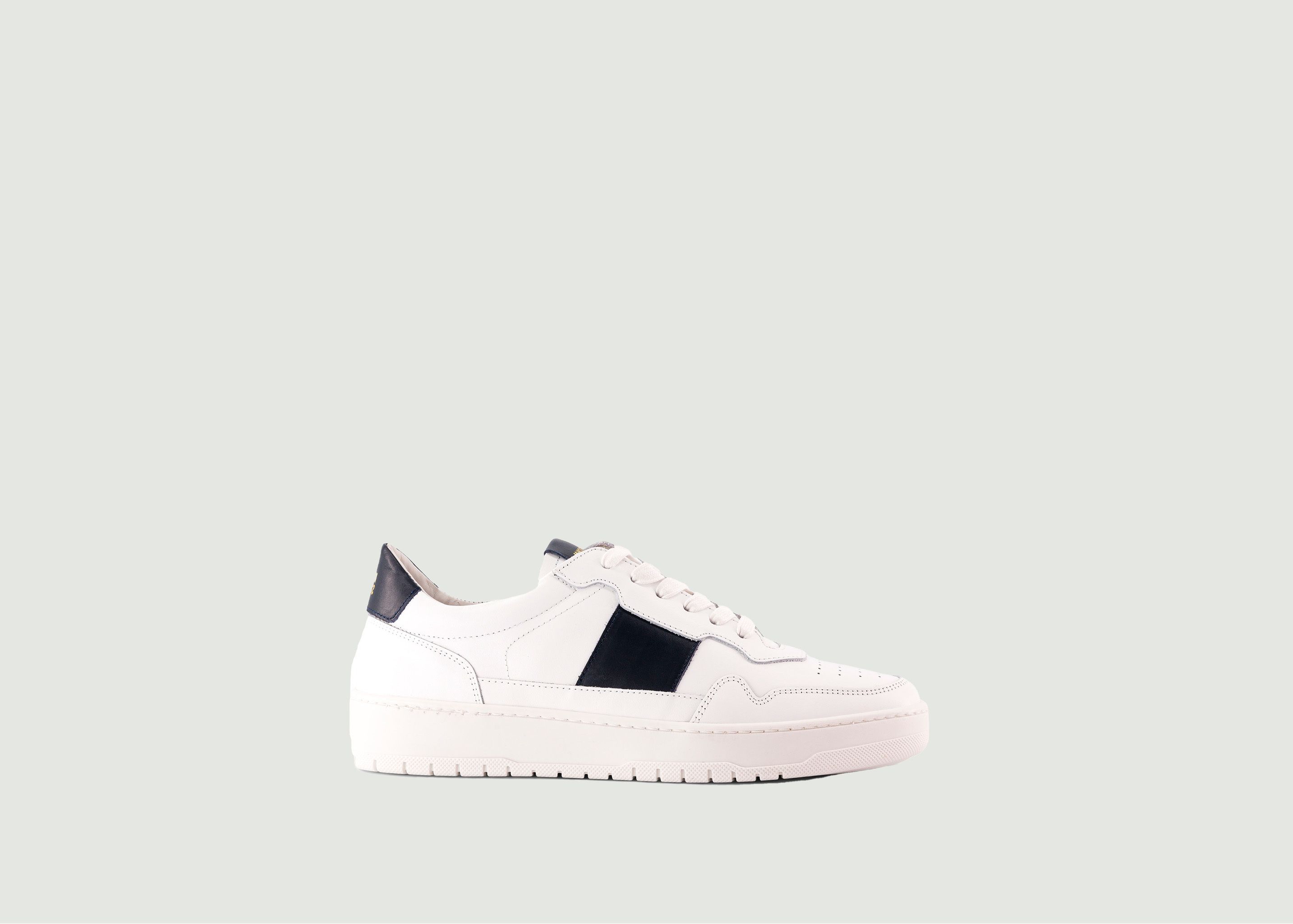 Low Sneakers in leather - National Standard
