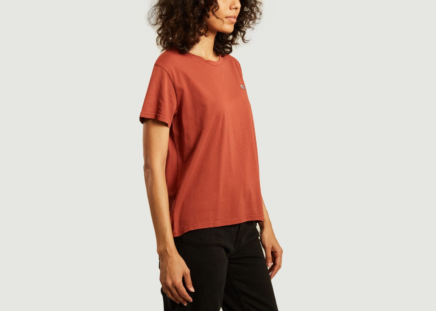 T-shirt cropped brodé Lisa - Nudie Jeans