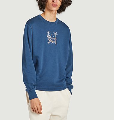 Organic cotton hammock sweatshirt with La Guish embroidery