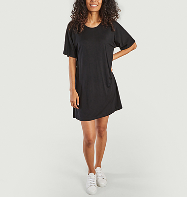 Robe t-shirt noire légère en tencel