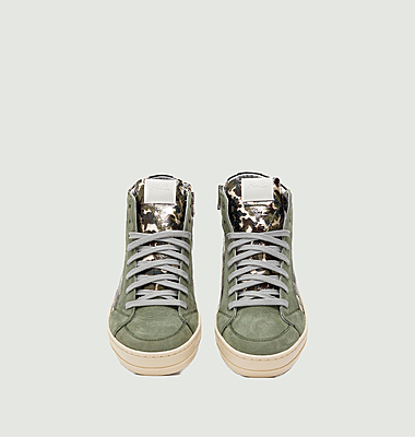 Skate sneakers