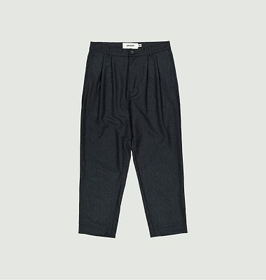 Double-pleated wool pants 