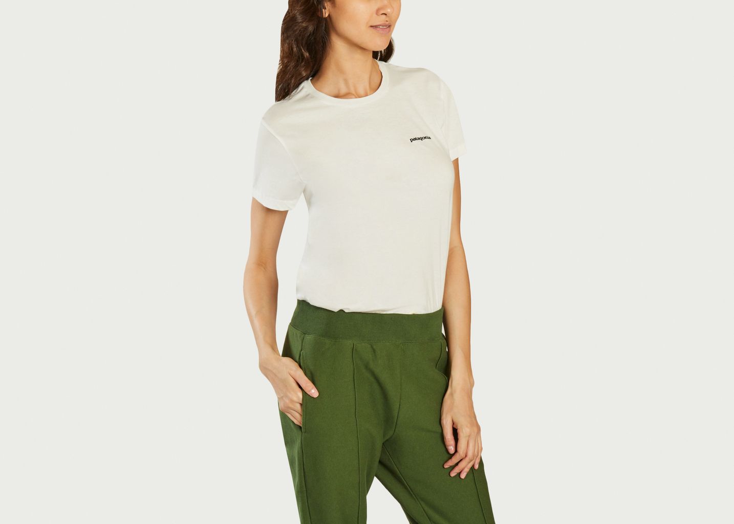 T-shirt logo - Patagonia