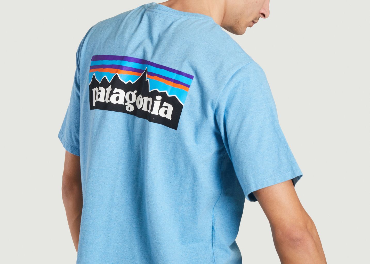 M's P-6 Logo T-shirt  - Patagonia