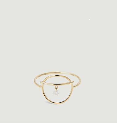 Fibula-Ring mit einem Diamanten