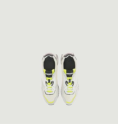 Kasani Low Running Sneakers