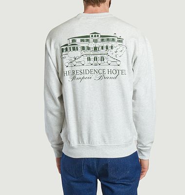 Sweatshirt Residence Hotel