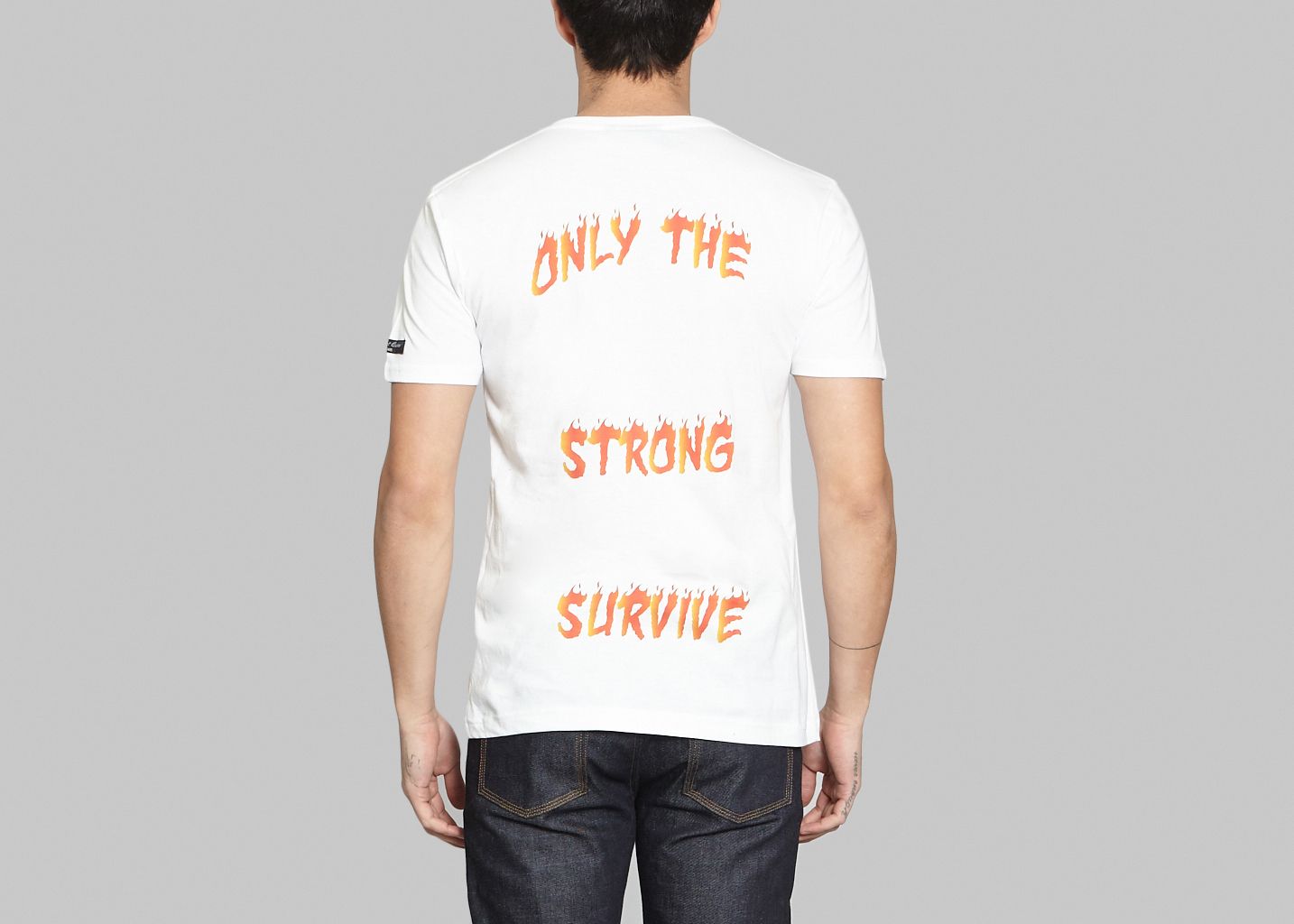 T-shirt Only The Strong Survive - Quatre Cent Quinze
