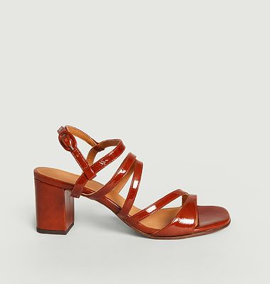 Patent leather sandals N°653