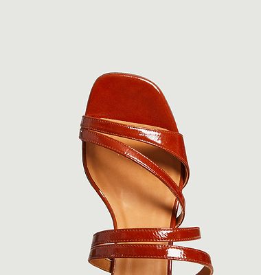 Patent leather sandals N°653